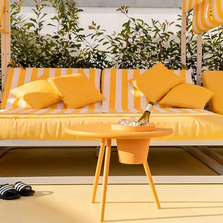 Ryans Lolas - Adults Only Hotel